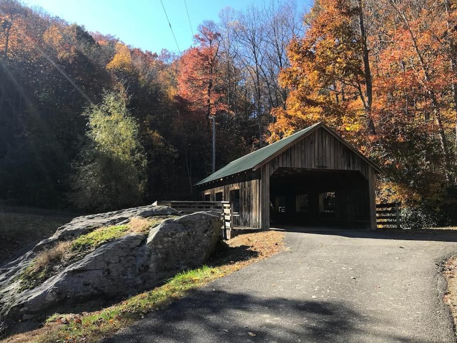 Blue Ridge Parkway Panoramic Paradise-60 Mile View Fancy Gap Buitenkant foto