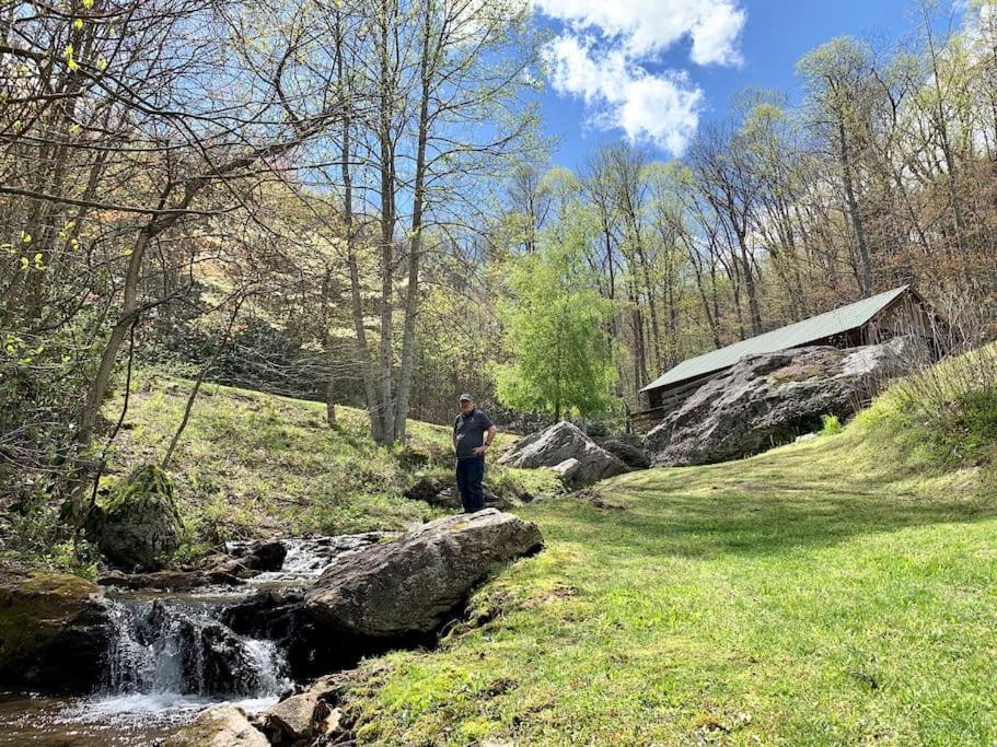 Blue Ridge Parkway Panoramic Paradise-60 Mile View Fancy Gap Buitenkant foto
